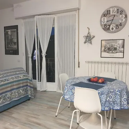 Virginia House San Lorenzo Apartment
